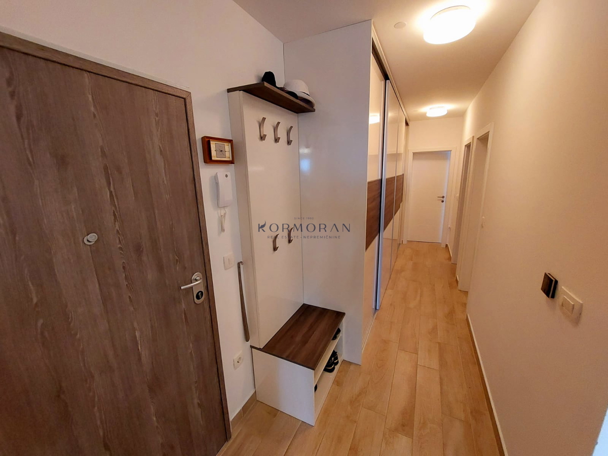 Apartma s pogledom na morje v Novigradu